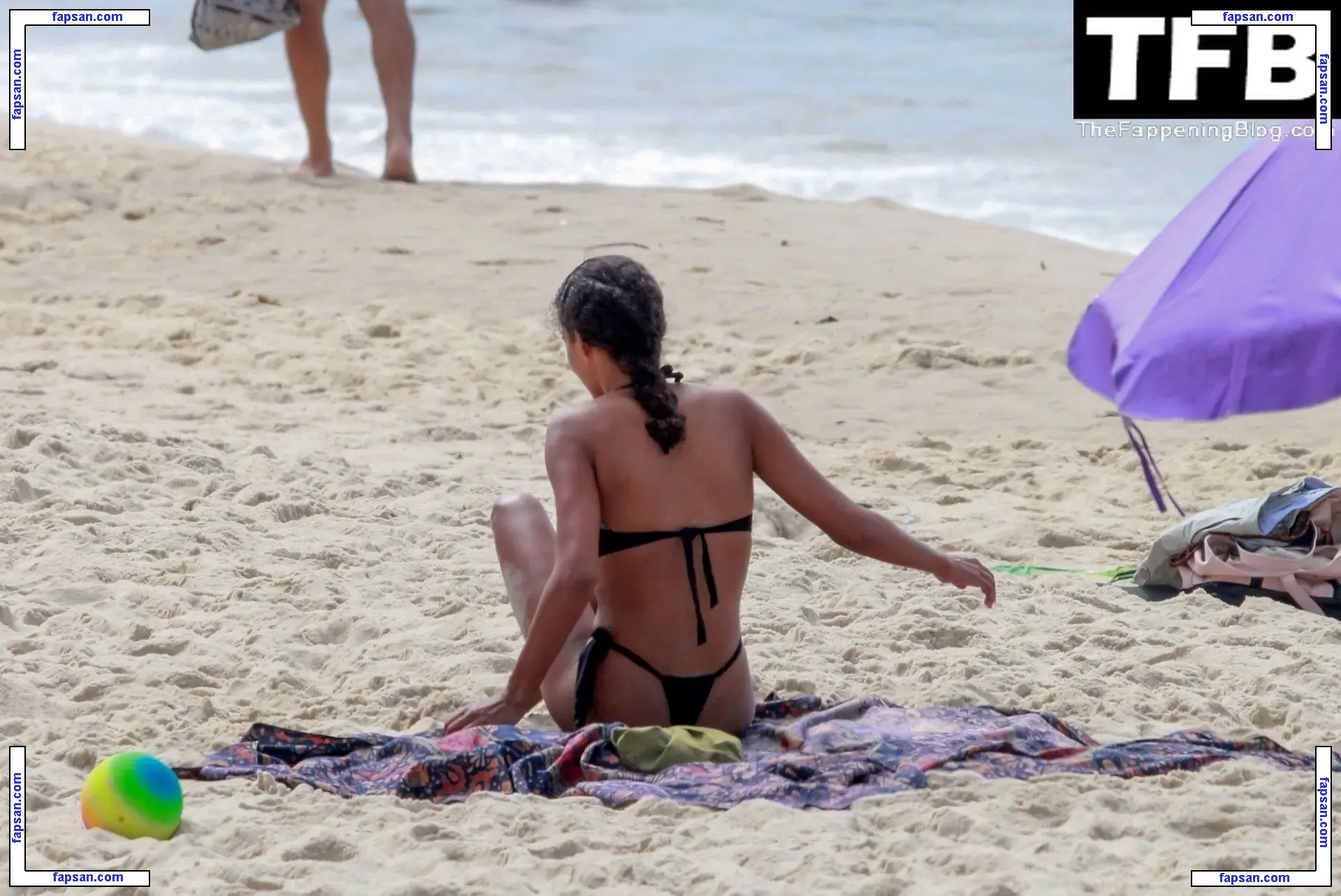 Tina Kunakey голая фото #0920 с Онлифанс