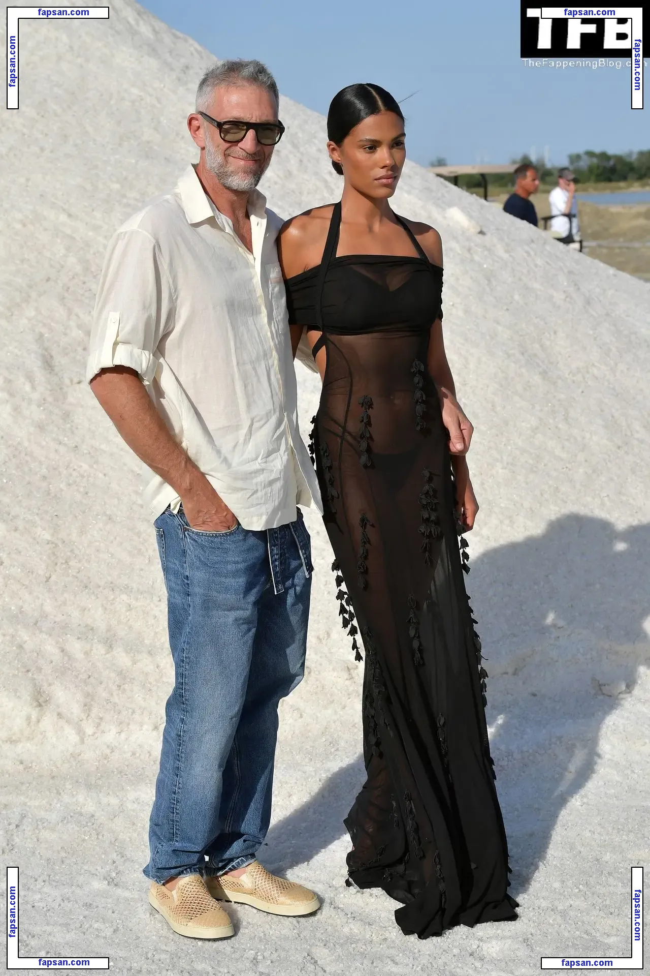 Tina Kunakey голая фото #0936 с Онлифанс