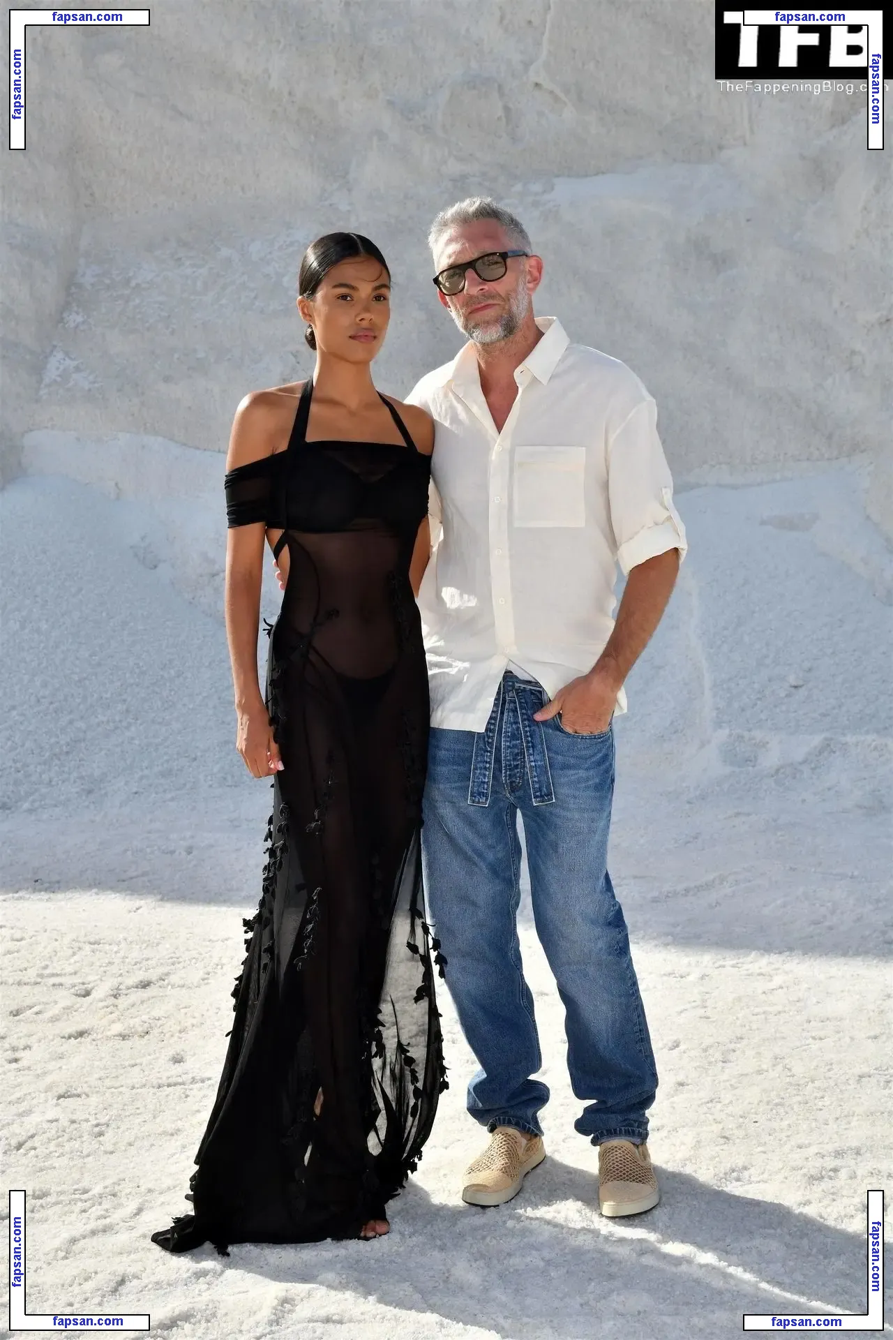 Tina Kunakey голая фото #0939 с Онлифанс