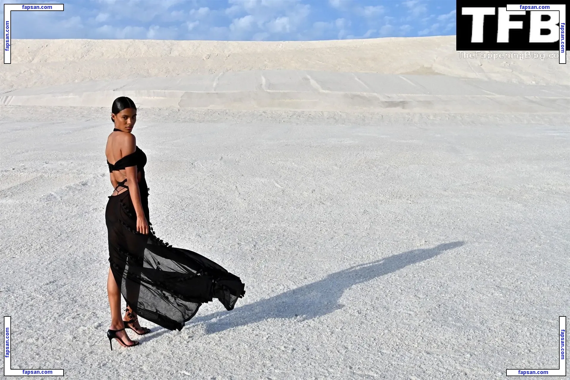 Tina Kunakey голая фото #0967 с Онлифанс