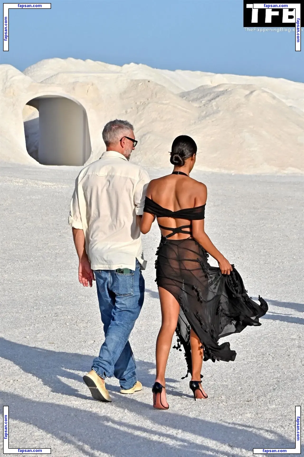 Tina Kunakey голая фото #0979 с Онлифанс