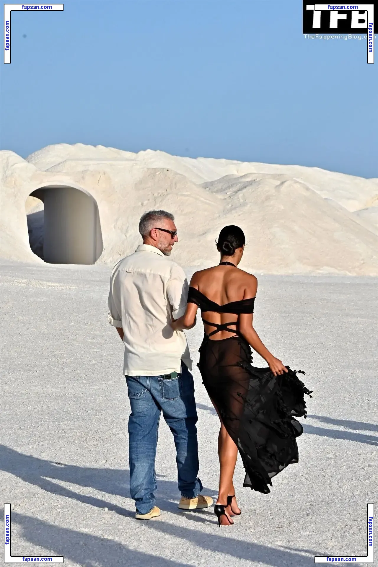 Tina Kunakey голая фото #0980 с Онлифанс