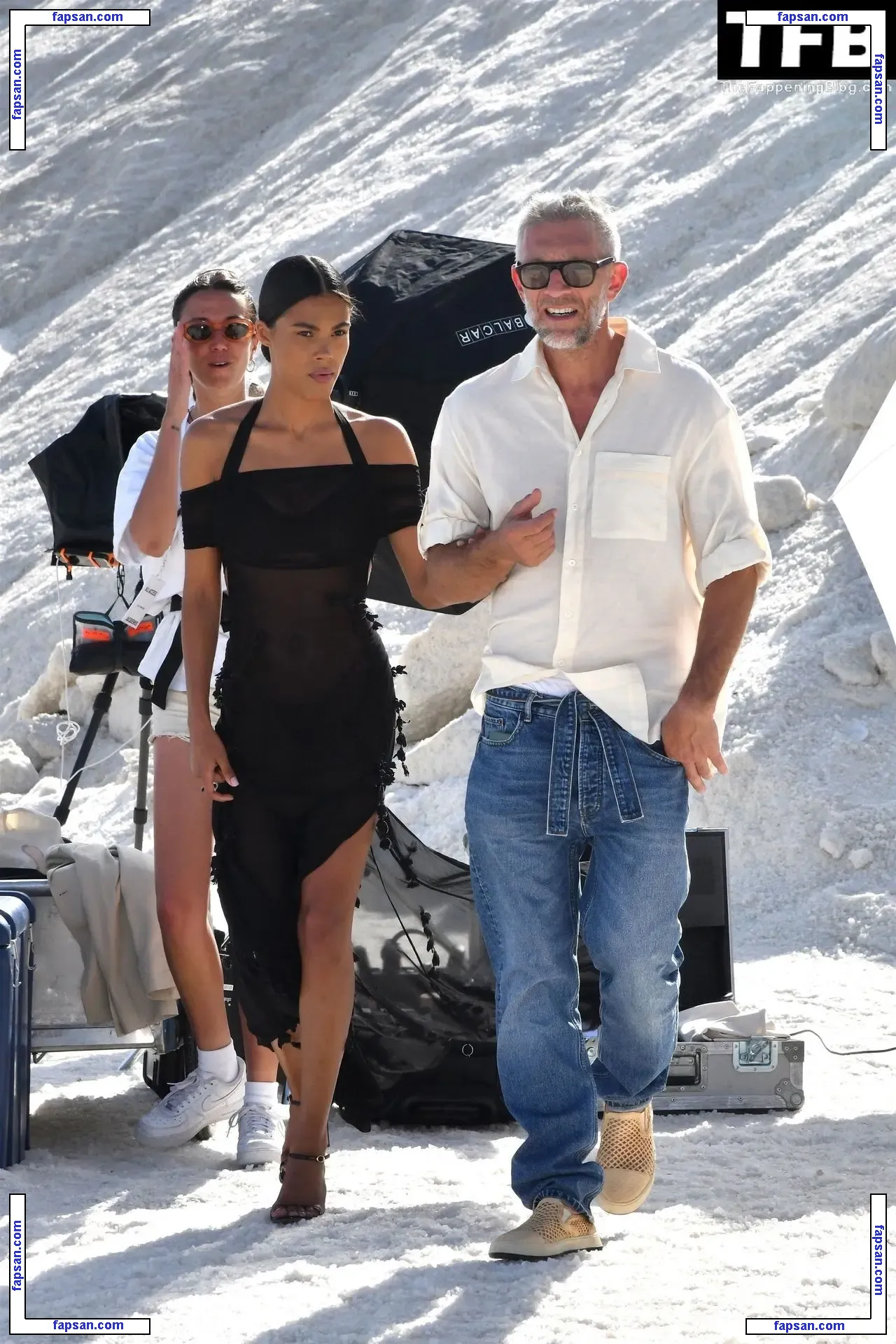 Tina Kunakey голая фото #0986 с Онлифанс