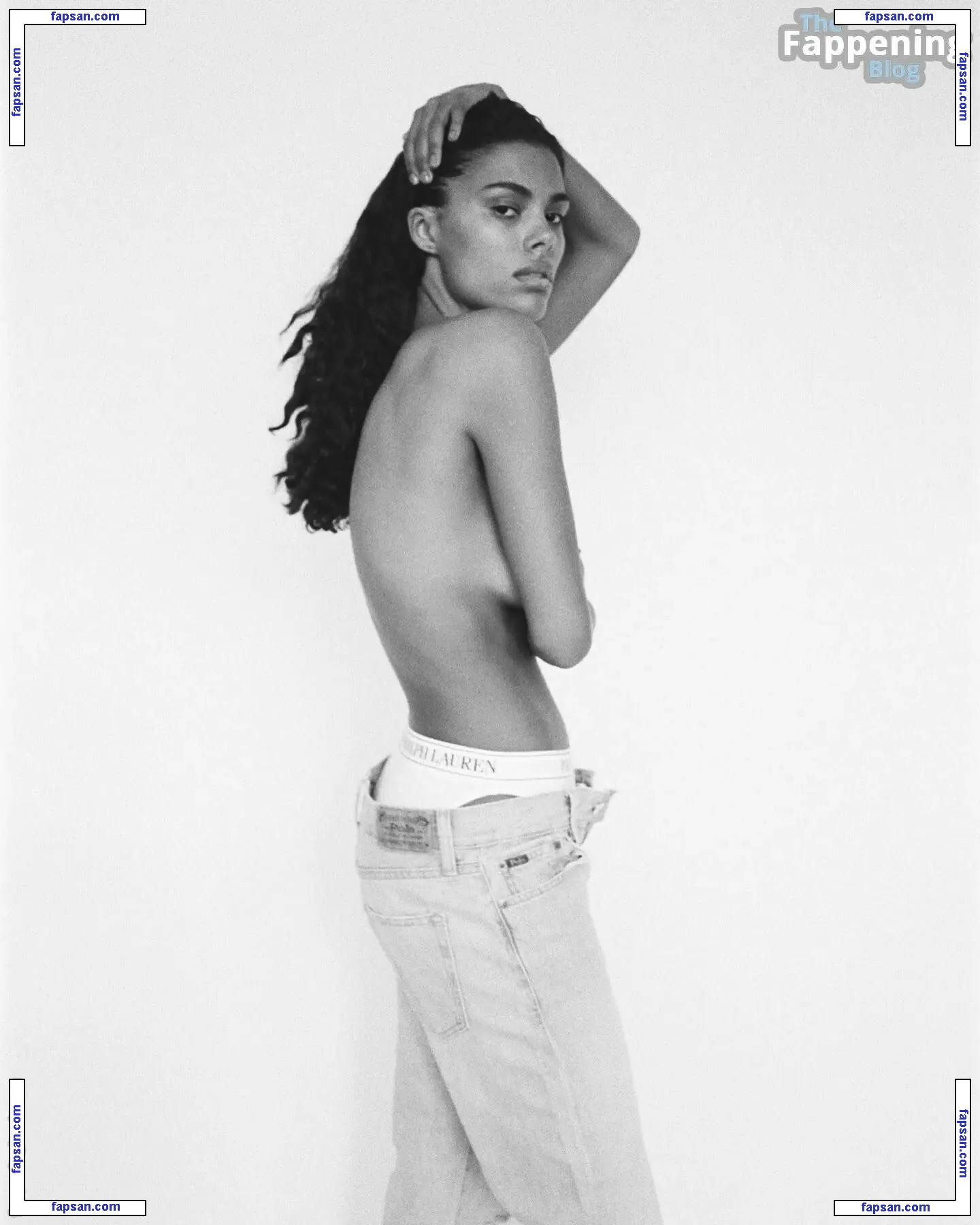 Tina Kunakey голая фото #0991 с Онлифанс