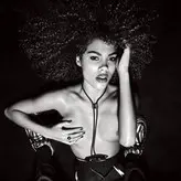 Tina Kunakey голая #0815