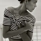 Tina Kunakey голая #1045