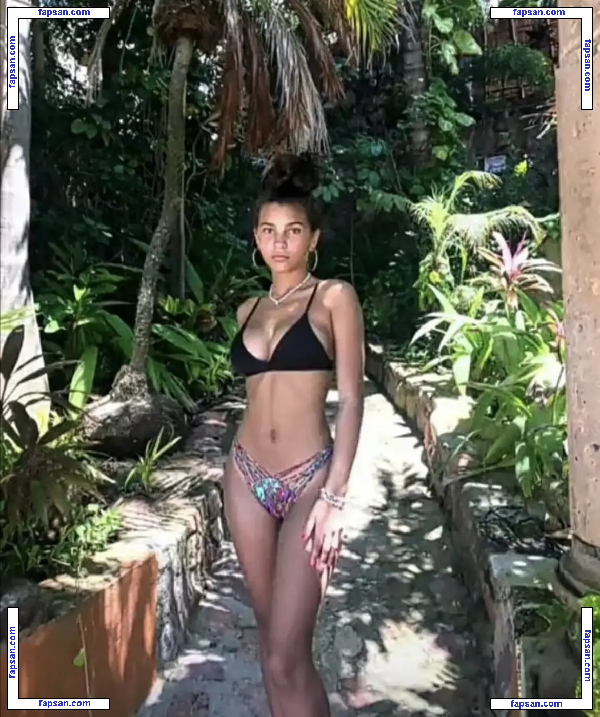 Tina Tonkin голая фото #0043 с Онлифанс