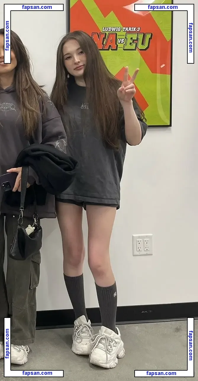Tinakitten nude photo #0300 from OnlyFans