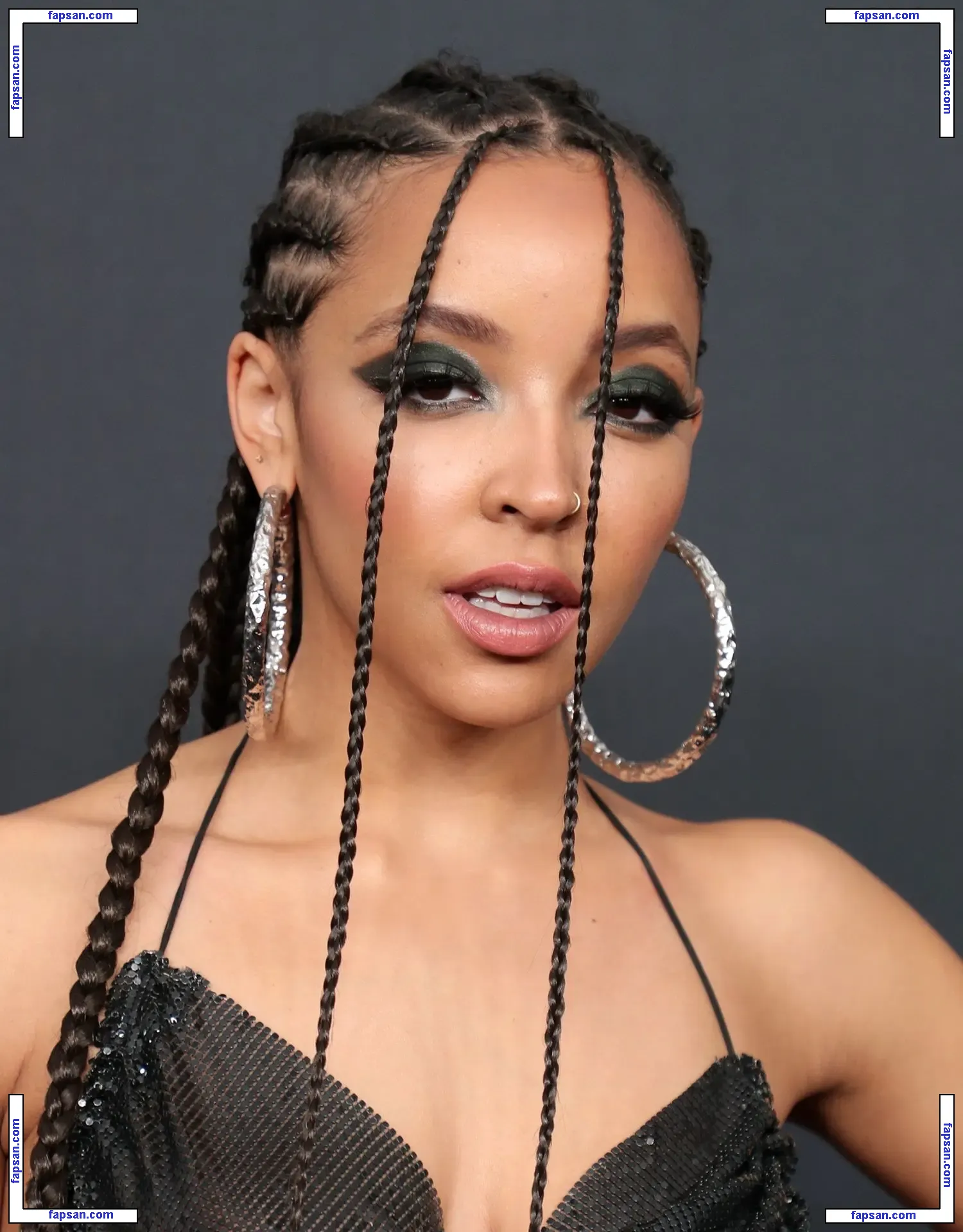 Tinashe nude photo #0404 from OnlyFans