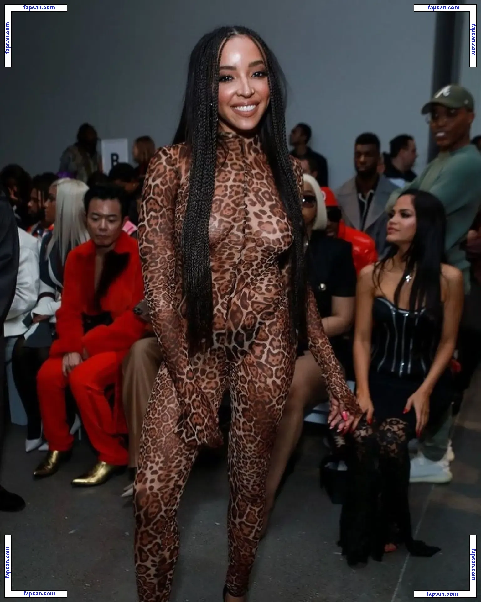 Tinashe nude photo #0449 from OnlyFans