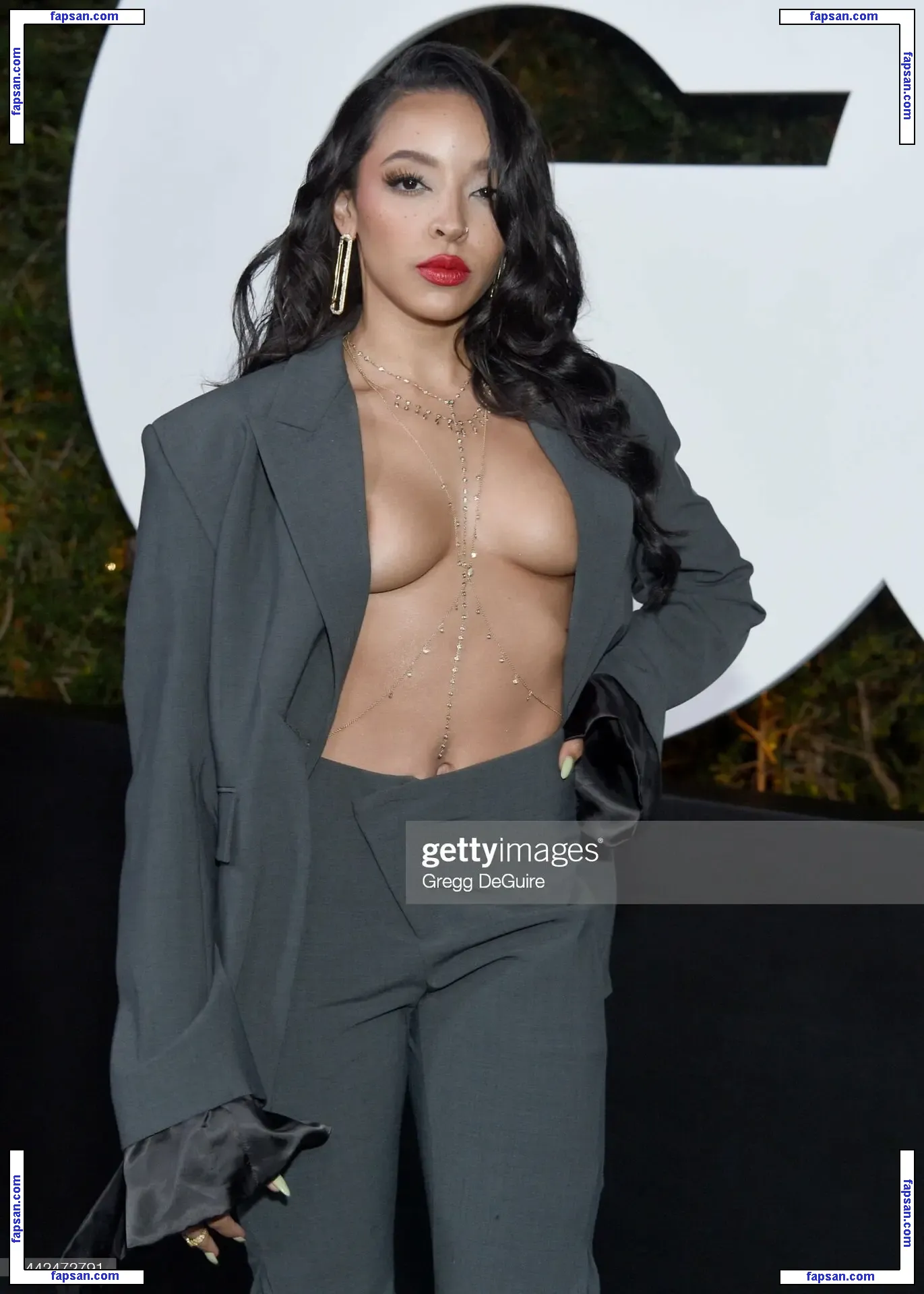 Tinashe nude photo #1359 from OnlyFans