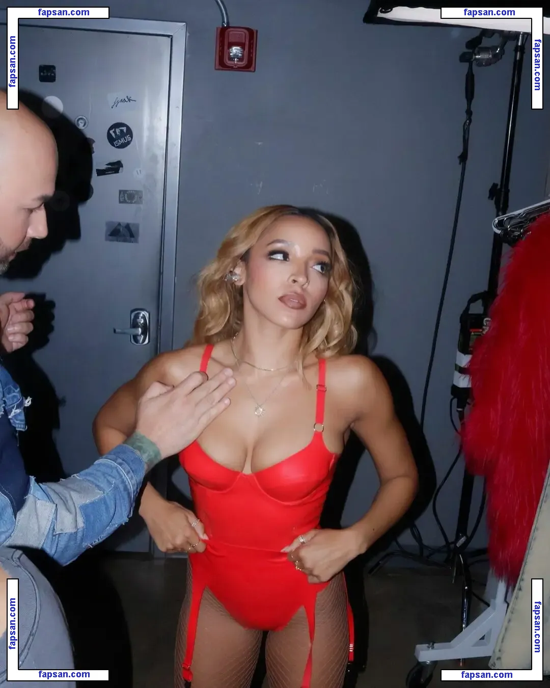 Tinashe nude photo #1458 from OnlyFans