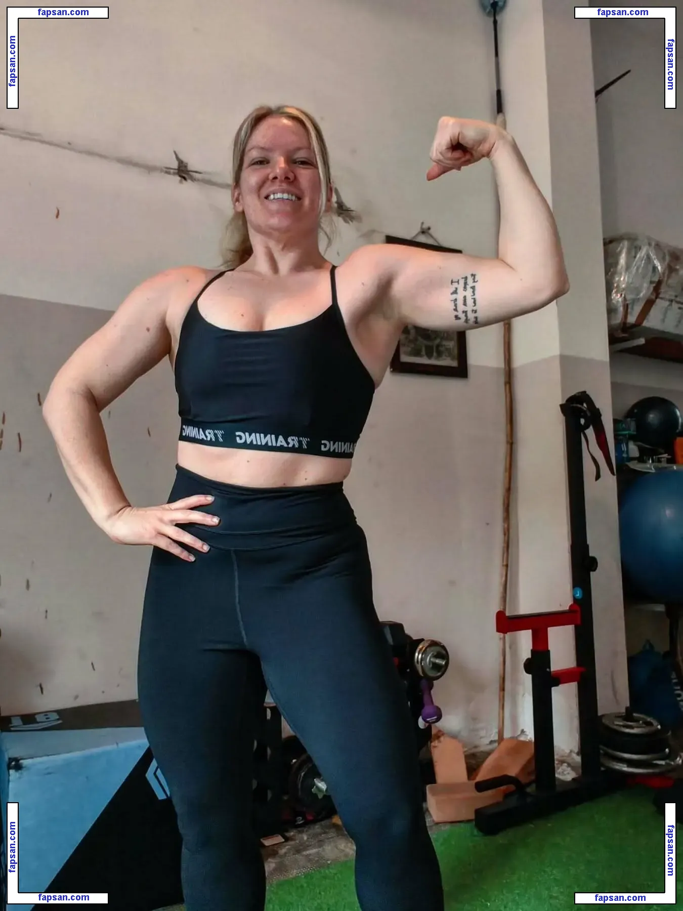 Tinglestorm Asmr голая фото #0015 с Онлифанс