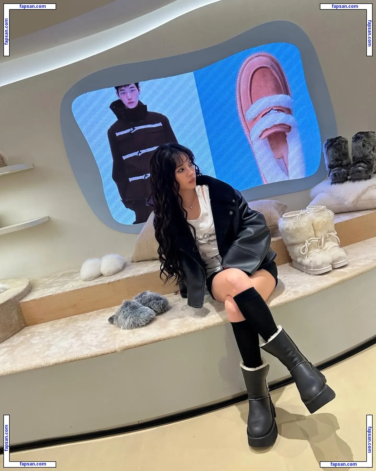 tiny.pretty.j nude photo #0063 from OnlyFans