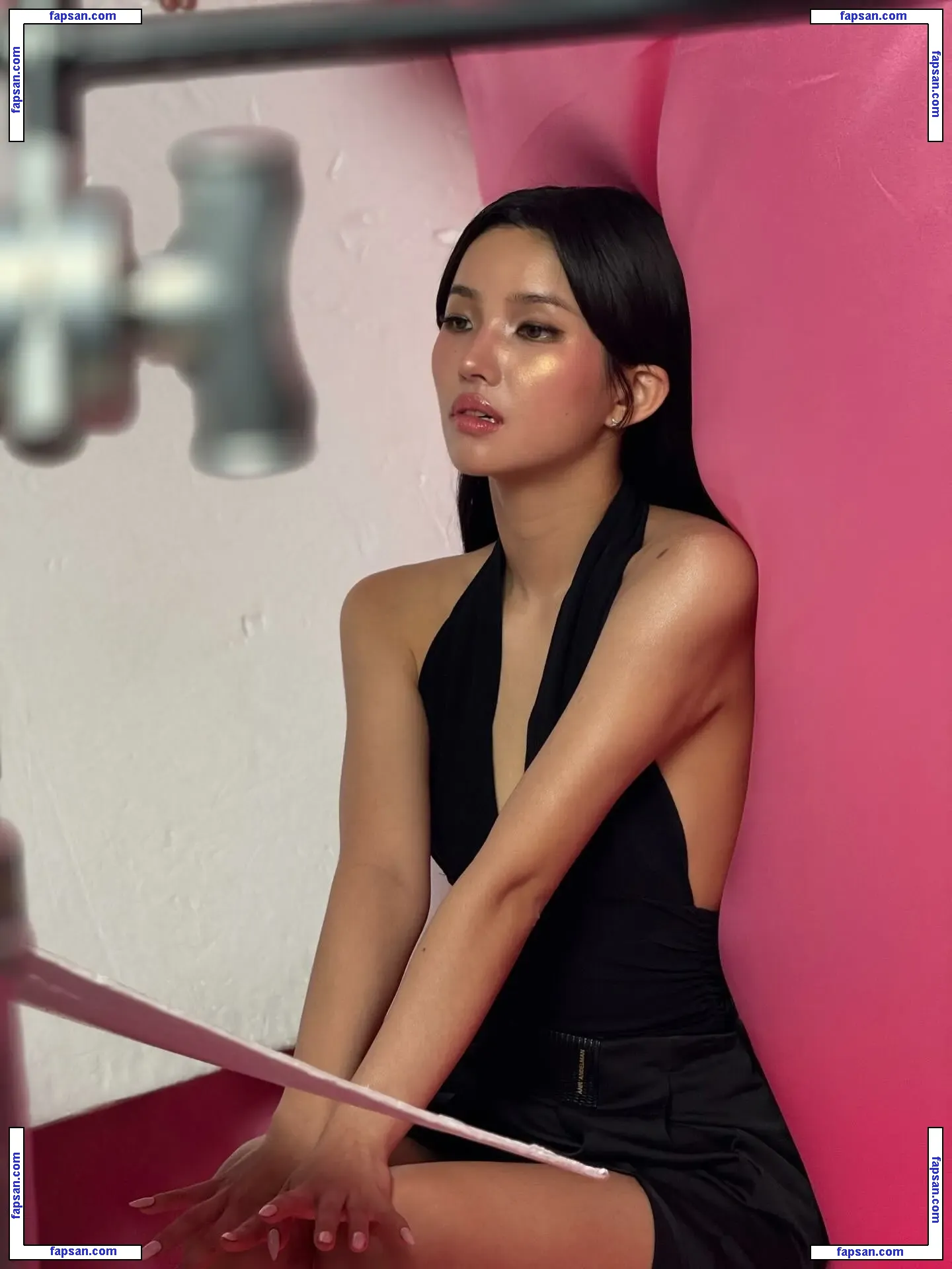 tiny.pretty.j nude photo #0081 from OnlyFans