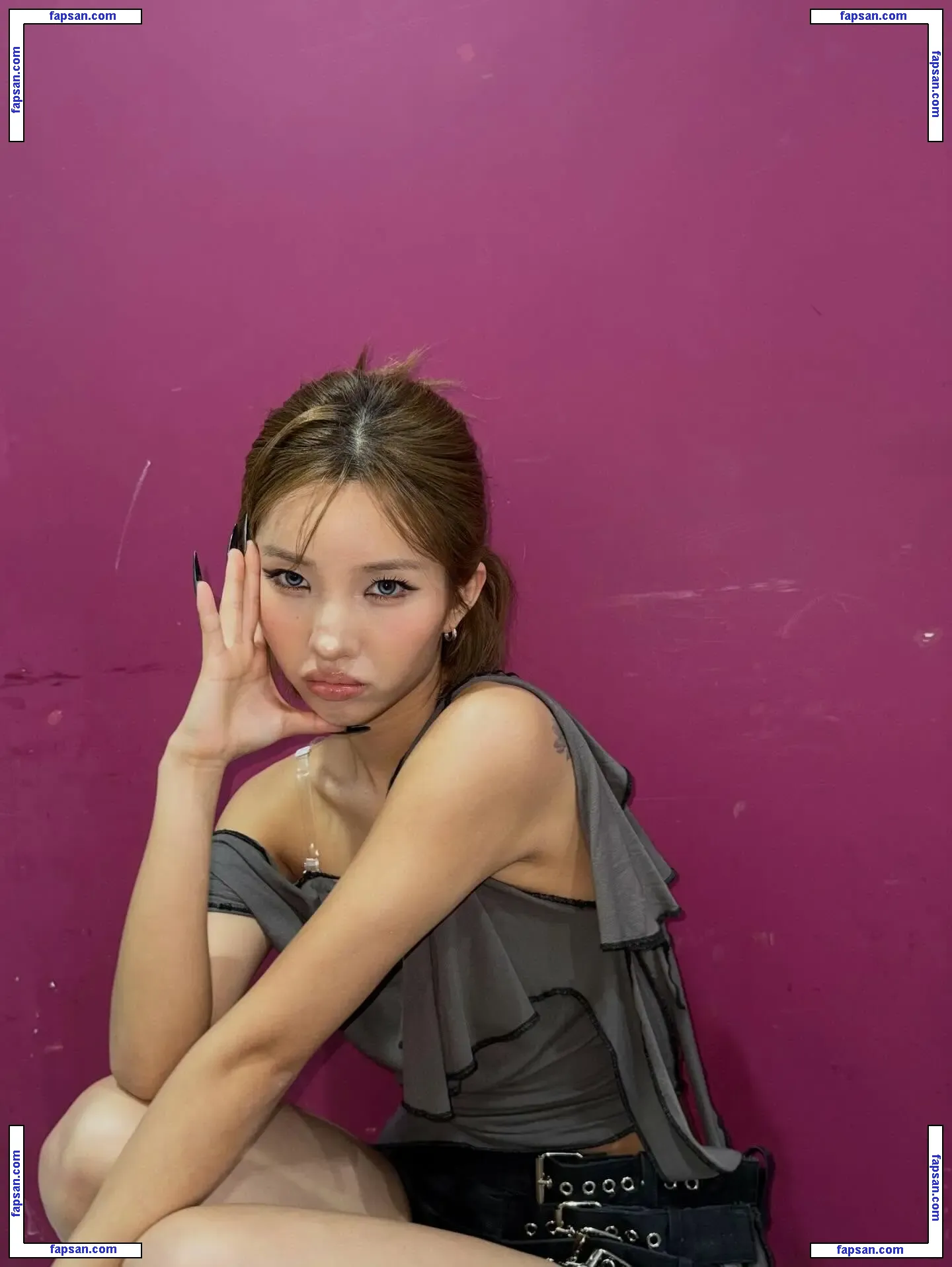 tiny.pretty.j голая фото #0112 с Онлифанс