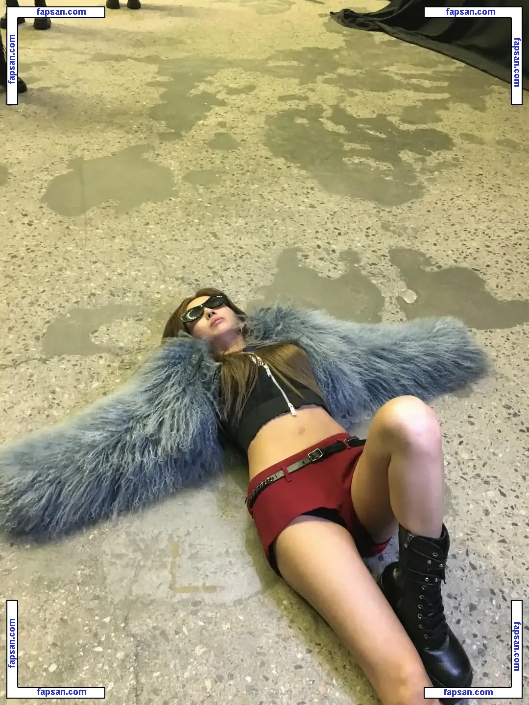 tiny.pretty.j голая фото #0121 с Онлифанс