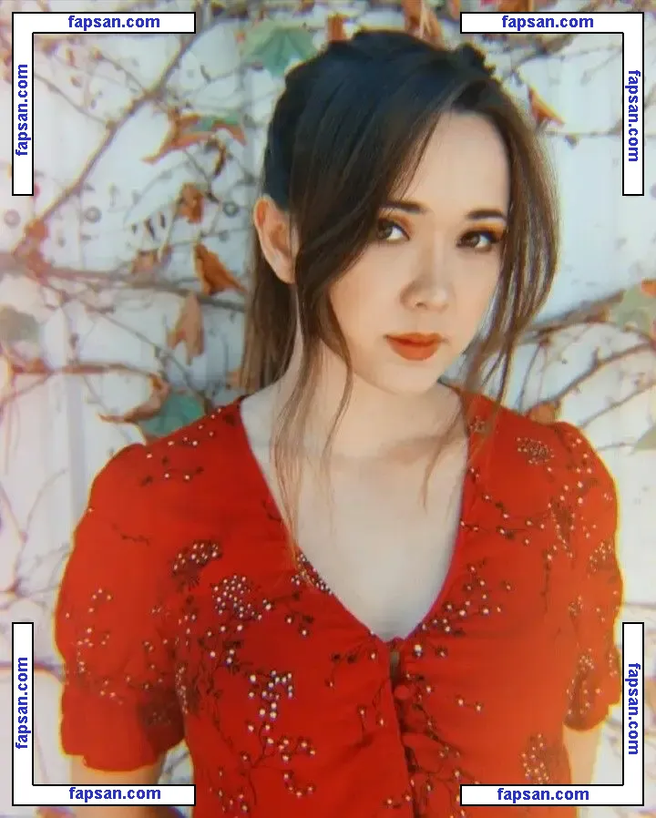 Tiny Valerie голая фото #0045 с Онлифанс