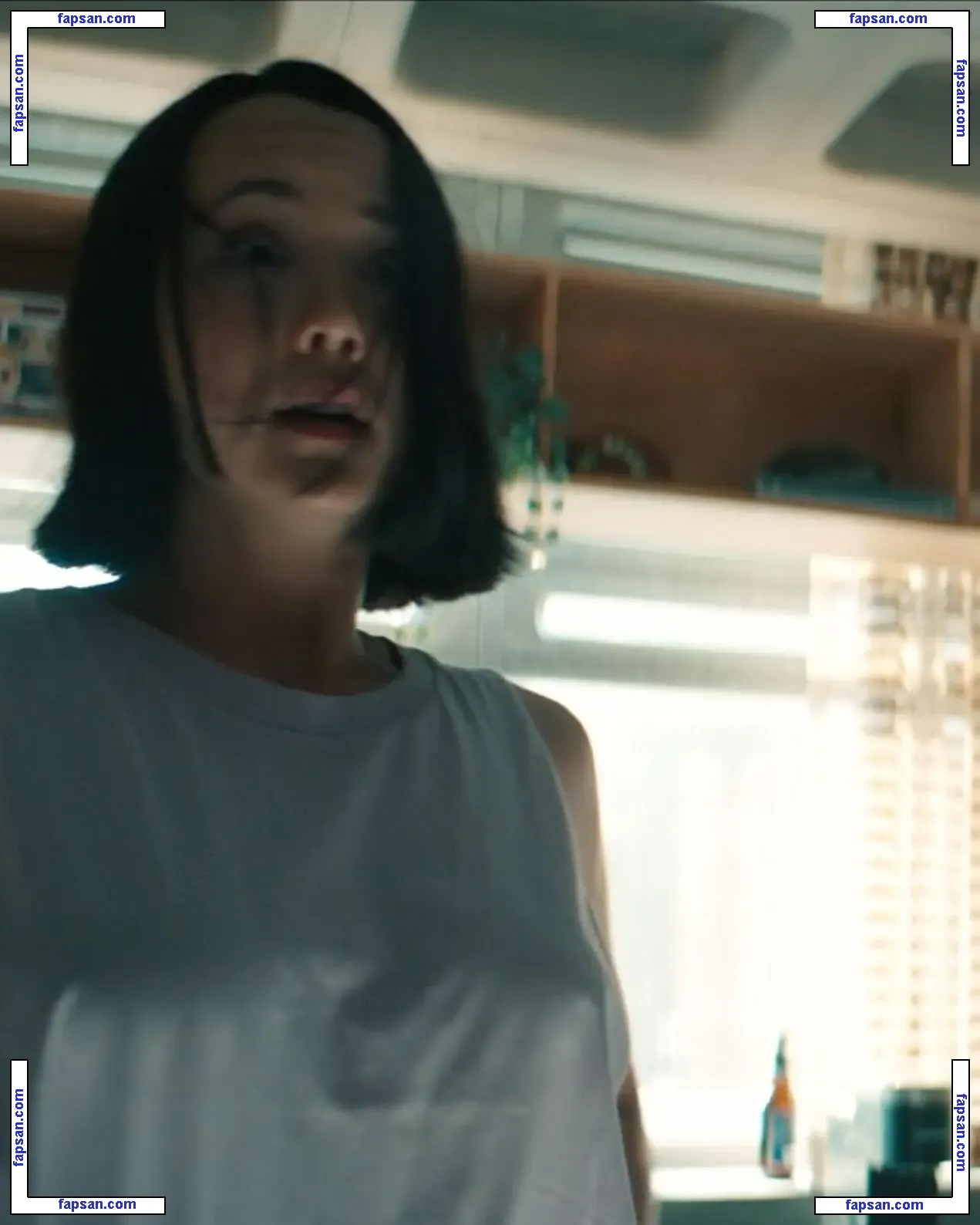 Tiny Valerie голая фото #0048 с Онлифанс