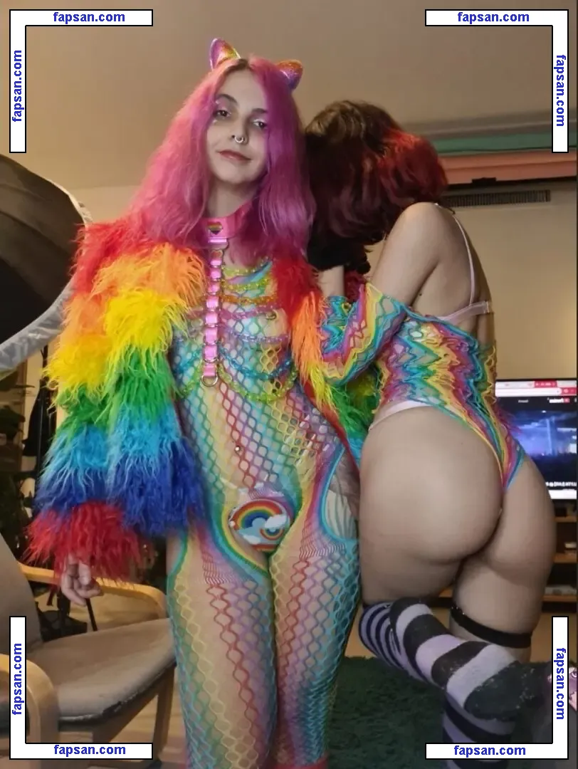 TinyAngelMeow nude photo #0008 from OnlyFans