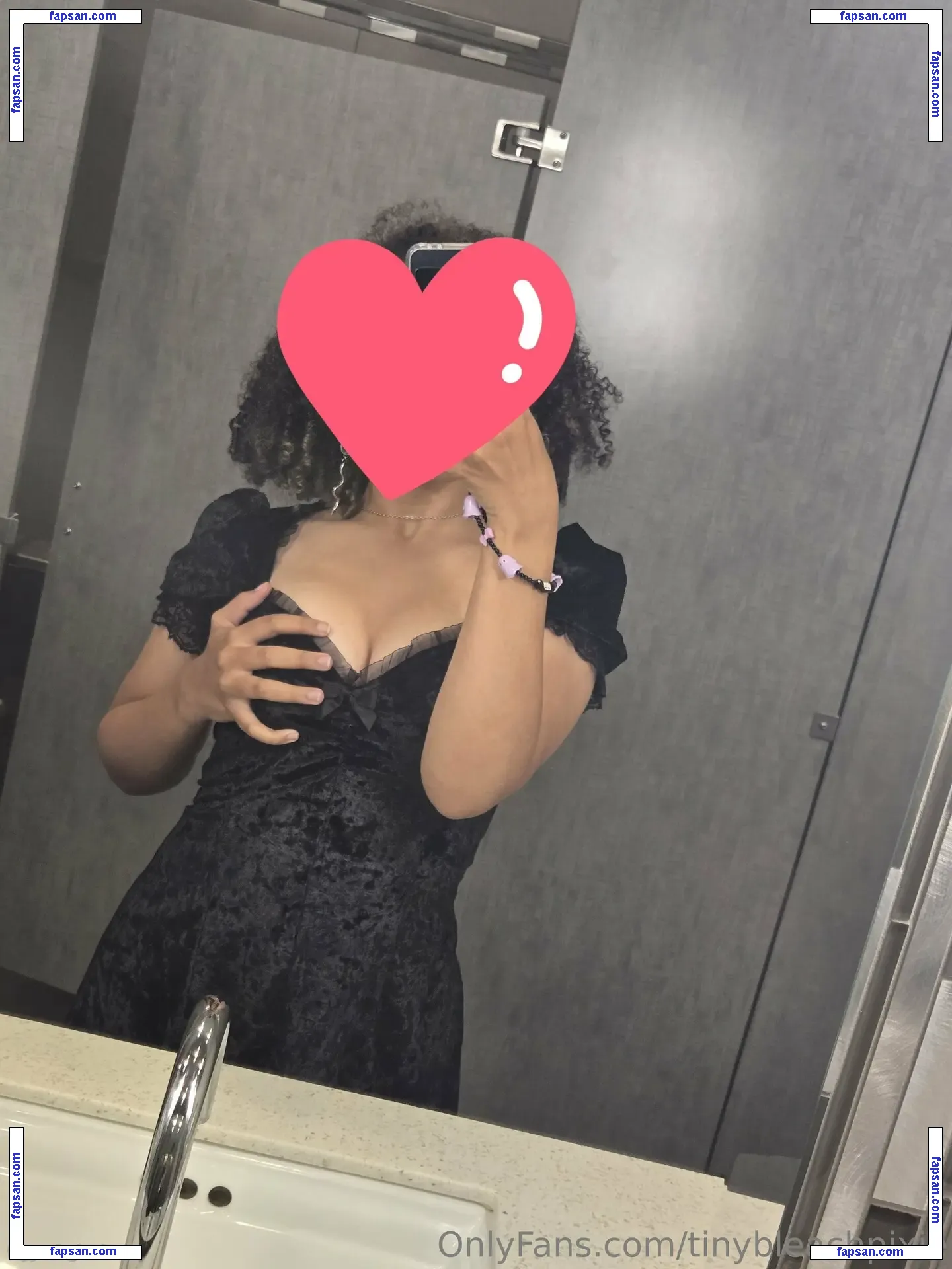 tinybleachpixie nude photo #0008 from OnlyFans