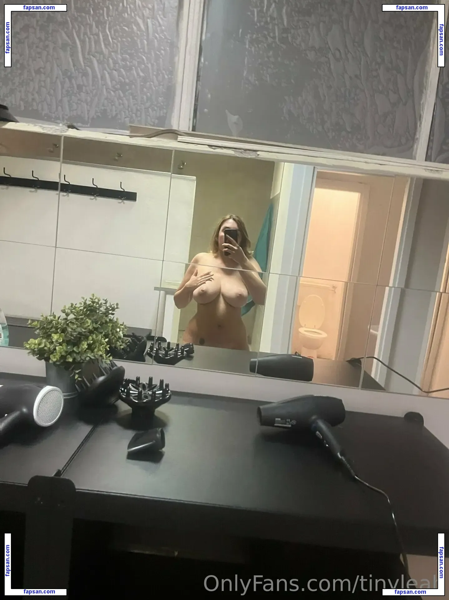 tinyleah nude photo #0147 from OnlyFans