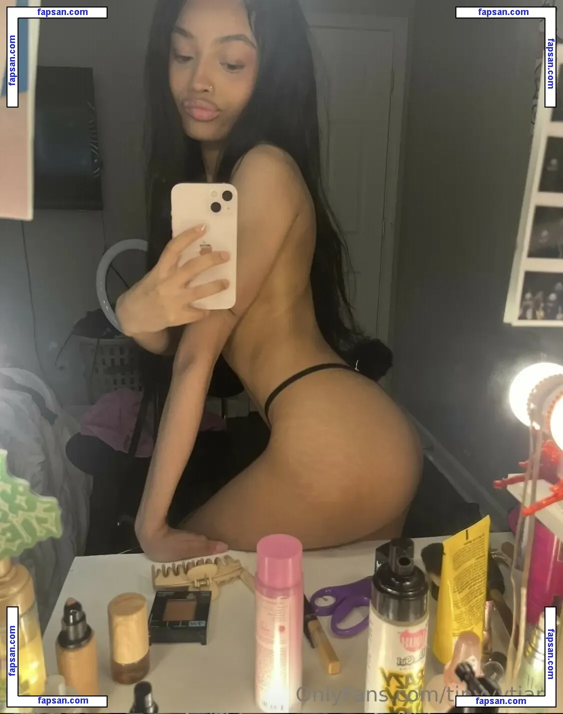 Tinyyytiara nude photo #0005 from OnlyFans