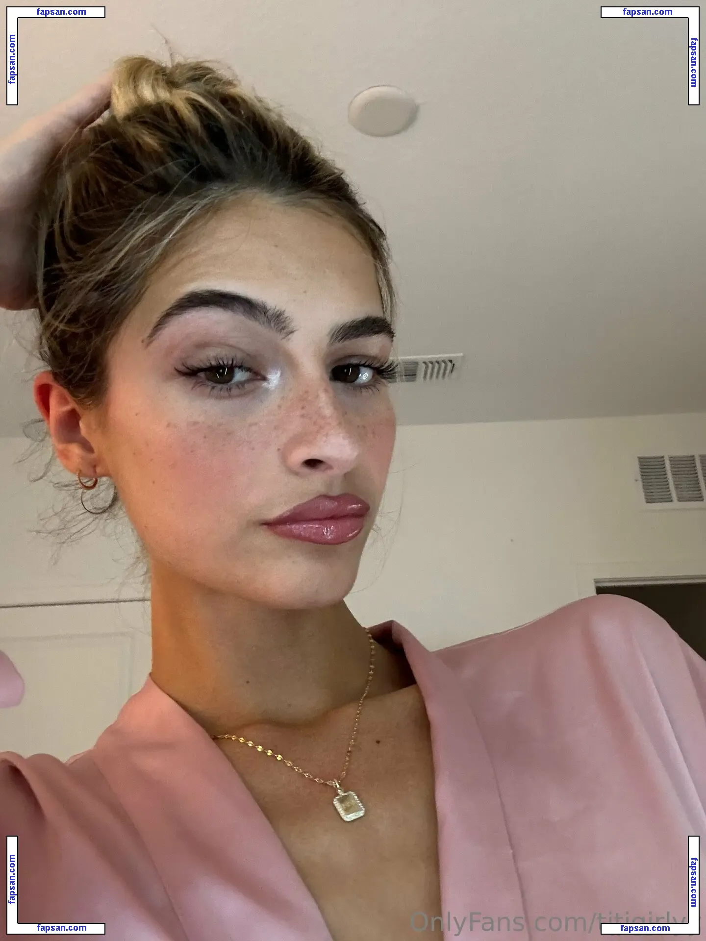 titigirlyy nude photo #0046 from OnlyFans