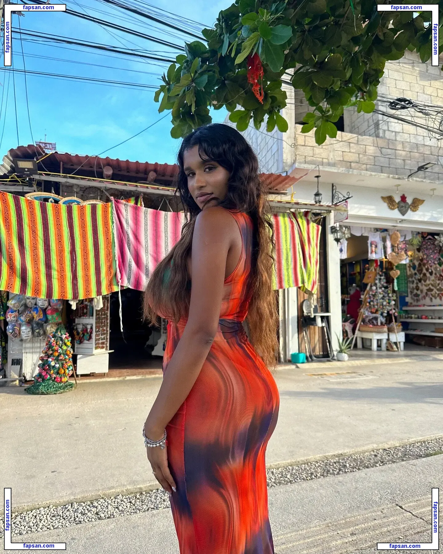 Tiziana nude photo #0056 from OnlyFans