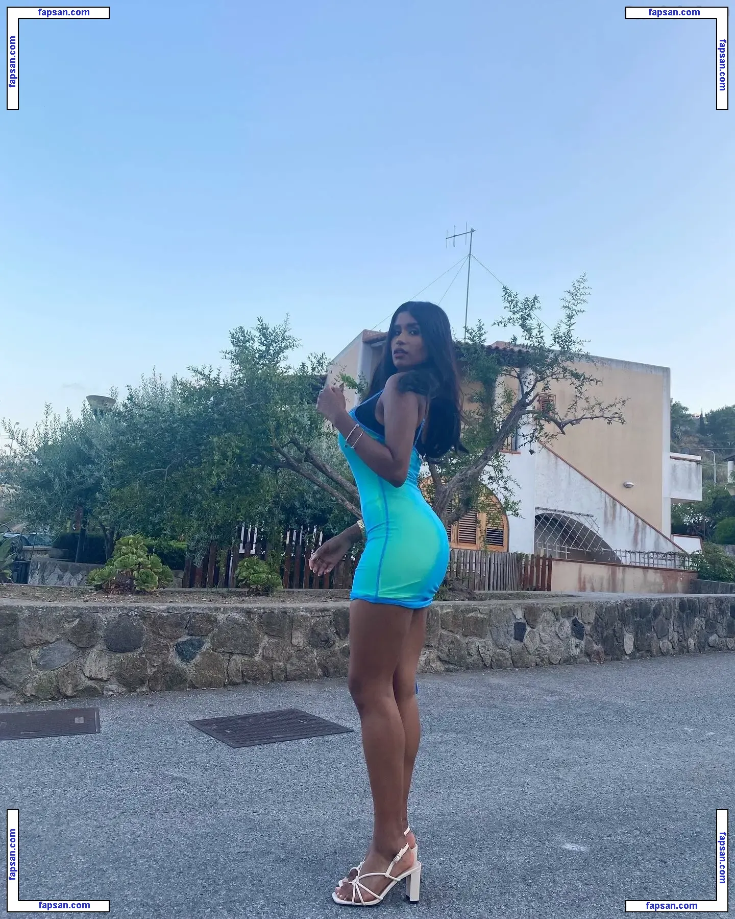 Tiziana nude photo #0065 from OnlyFans