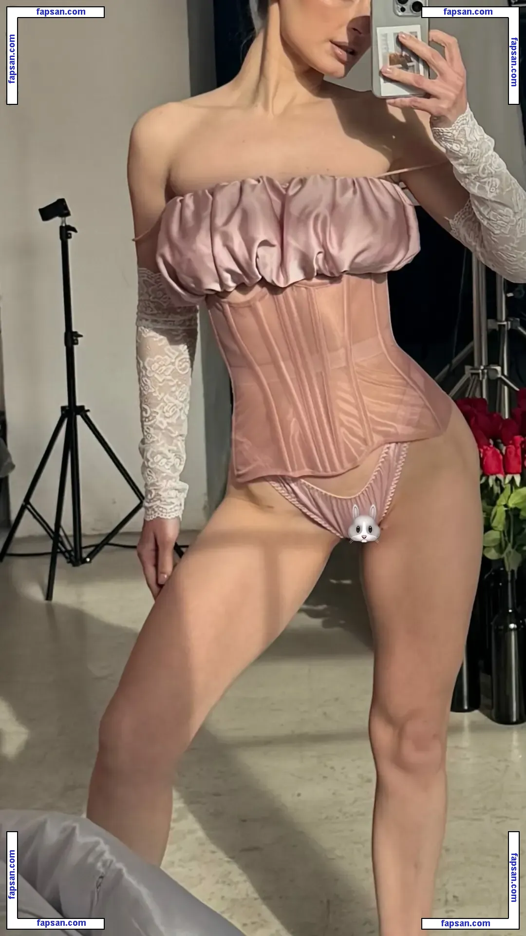 Toma Efremova nude photo #0326 from OnlyFans