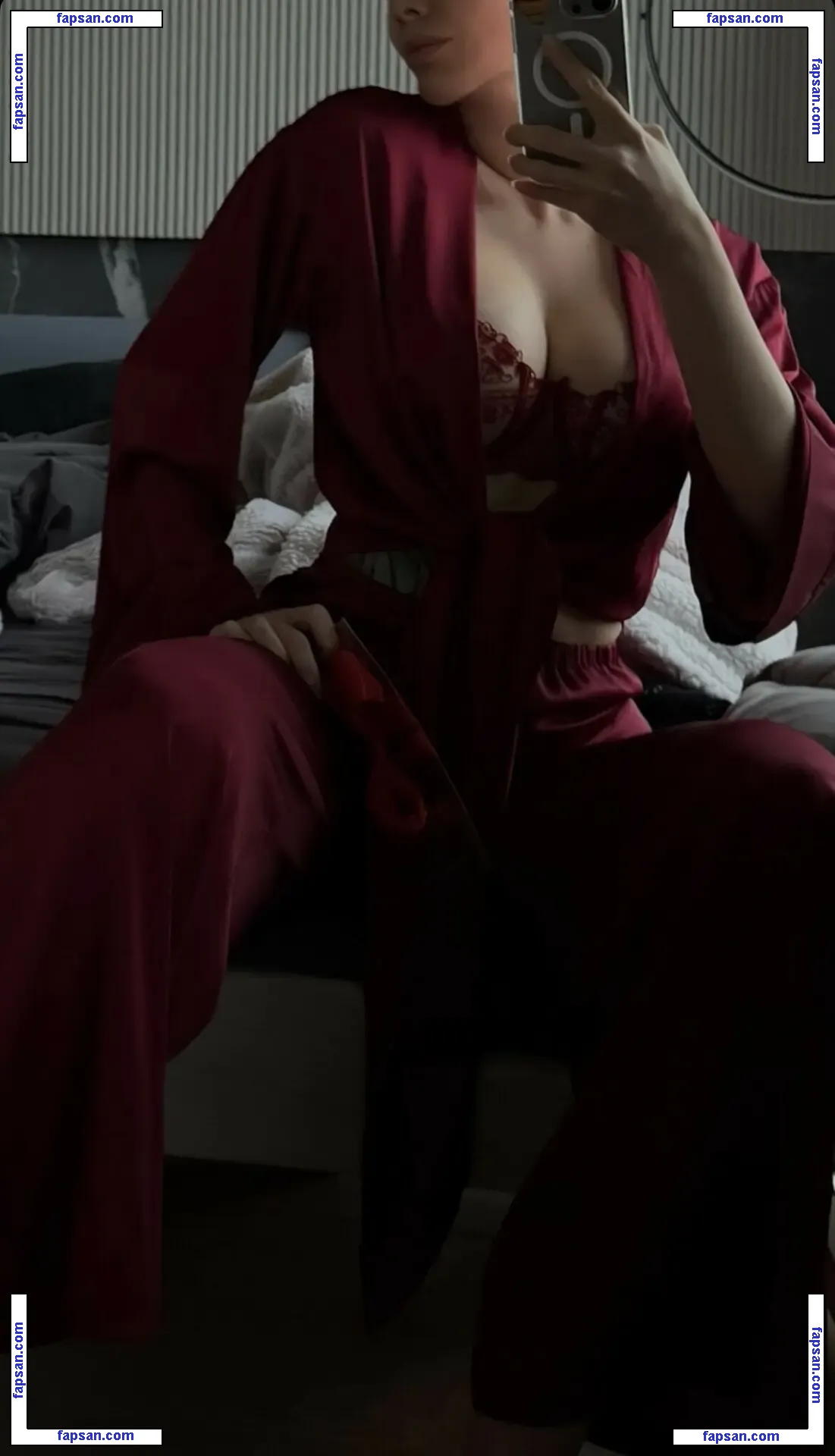 Toma Zhdanova nude photo #0021 from OnlyFans