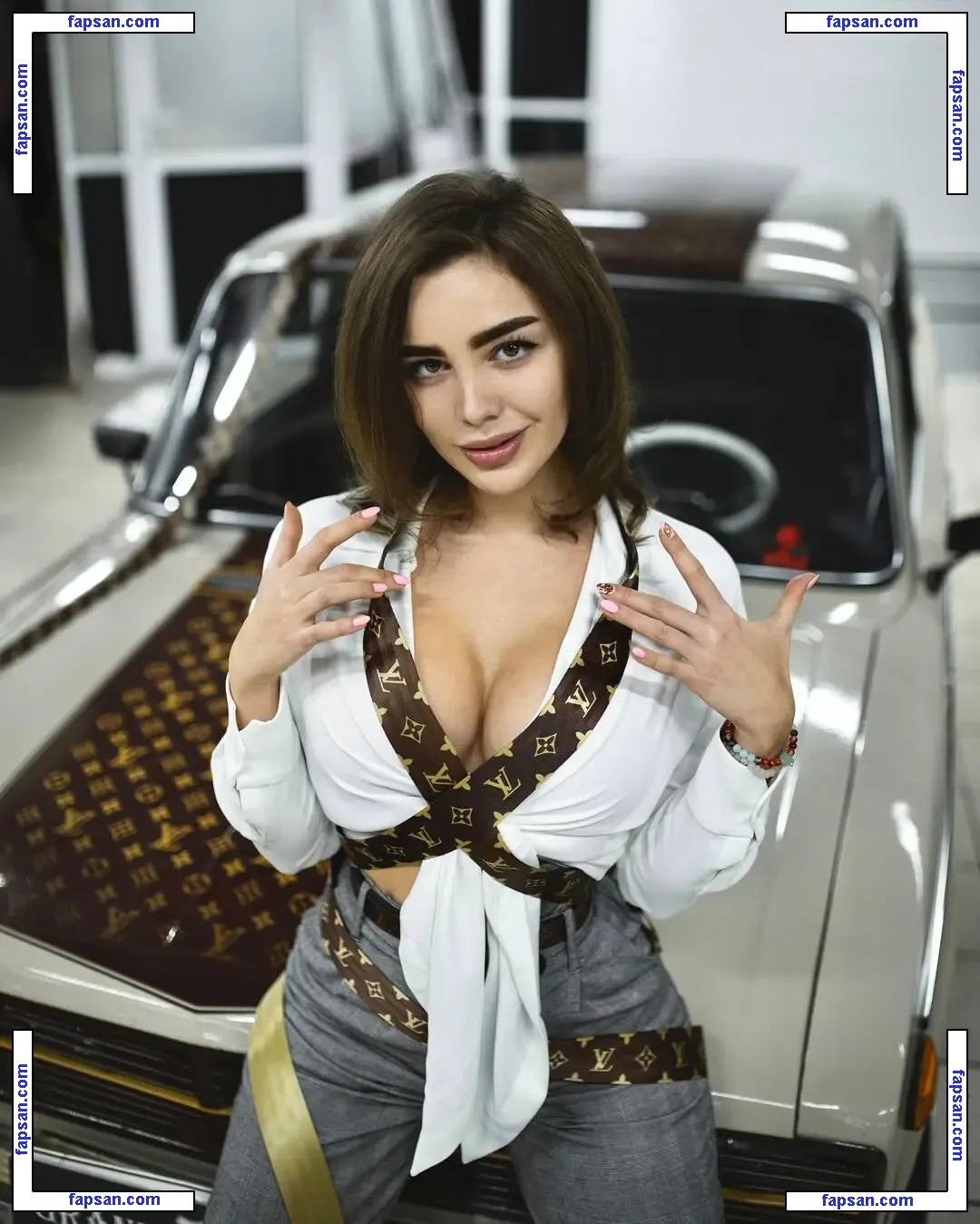 Toma Zhdanova nude photo #0052 from OnlyFans