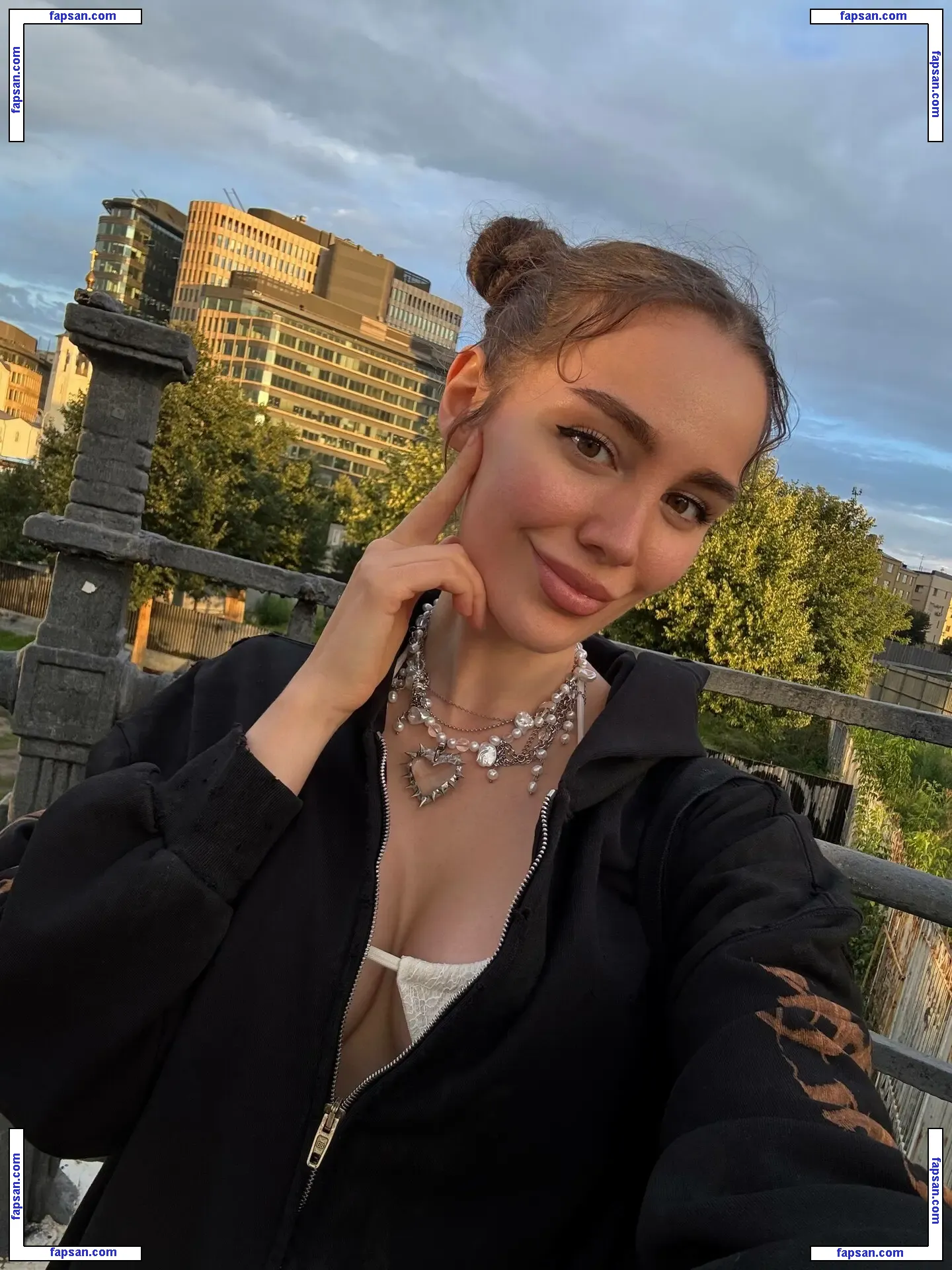 Toma Zhdanova nude photo #0065 from OnlyFans