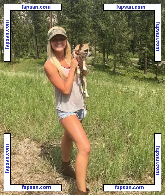 Tomi Lahren nude photo #0032 from OnlyFans