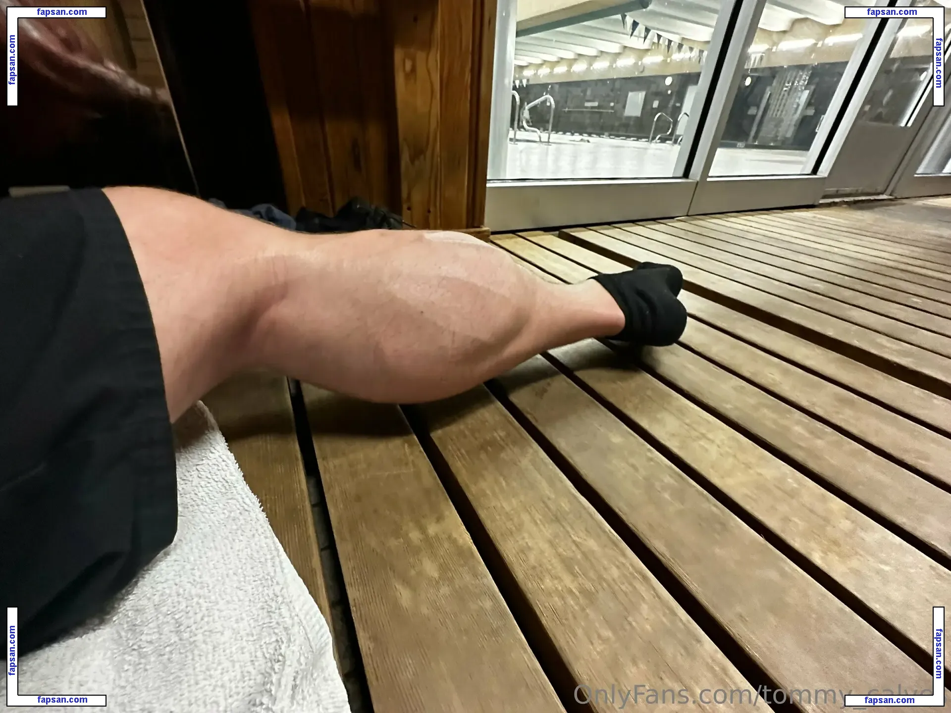 tommy_calves nude photo #0008 from OnlyFans