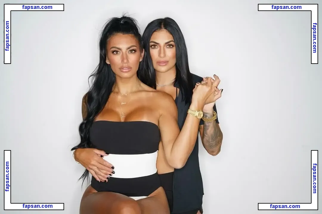 Toni Berenato nude photo #0015 from OnlyFans