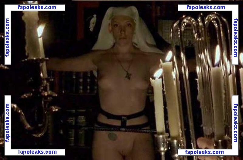 Toni Collette голая фото #0199 с Онлифанс