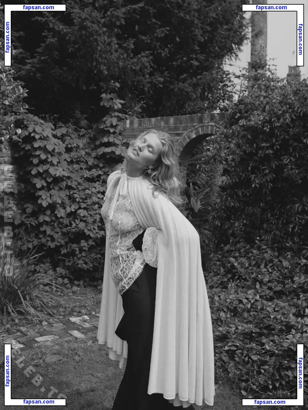 Toni Garrn голая фото #0823 с Онлифанс