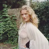 Toni Garrn голая #0824