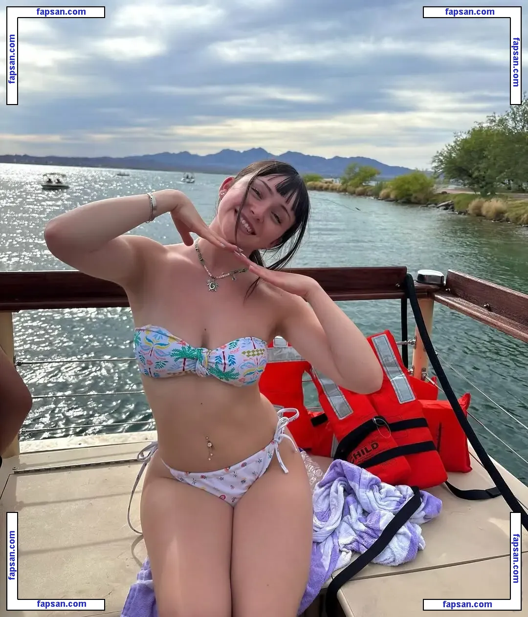 Toni May nude photo #0011 from OnlyFans