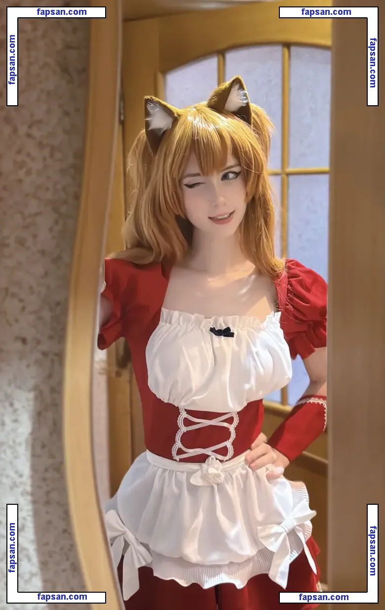 tontasizee nude photo #0024 from OnlyFans