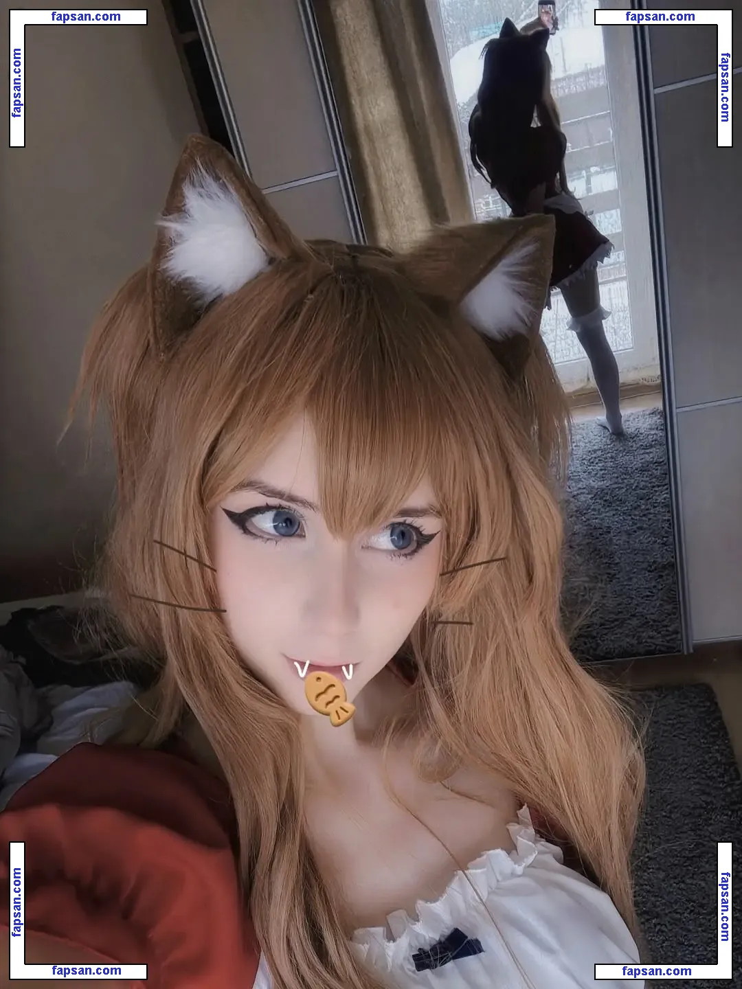 tontasizee nude photo #0026 from OnlyFans