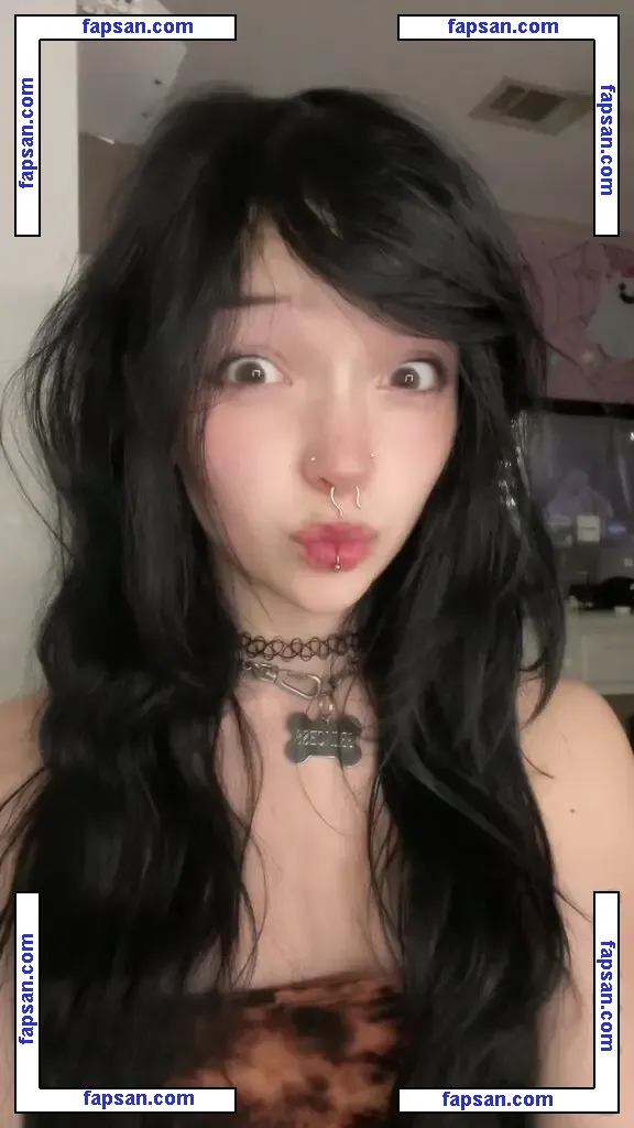 Toothresin nude photo #0001 from OnlyFans