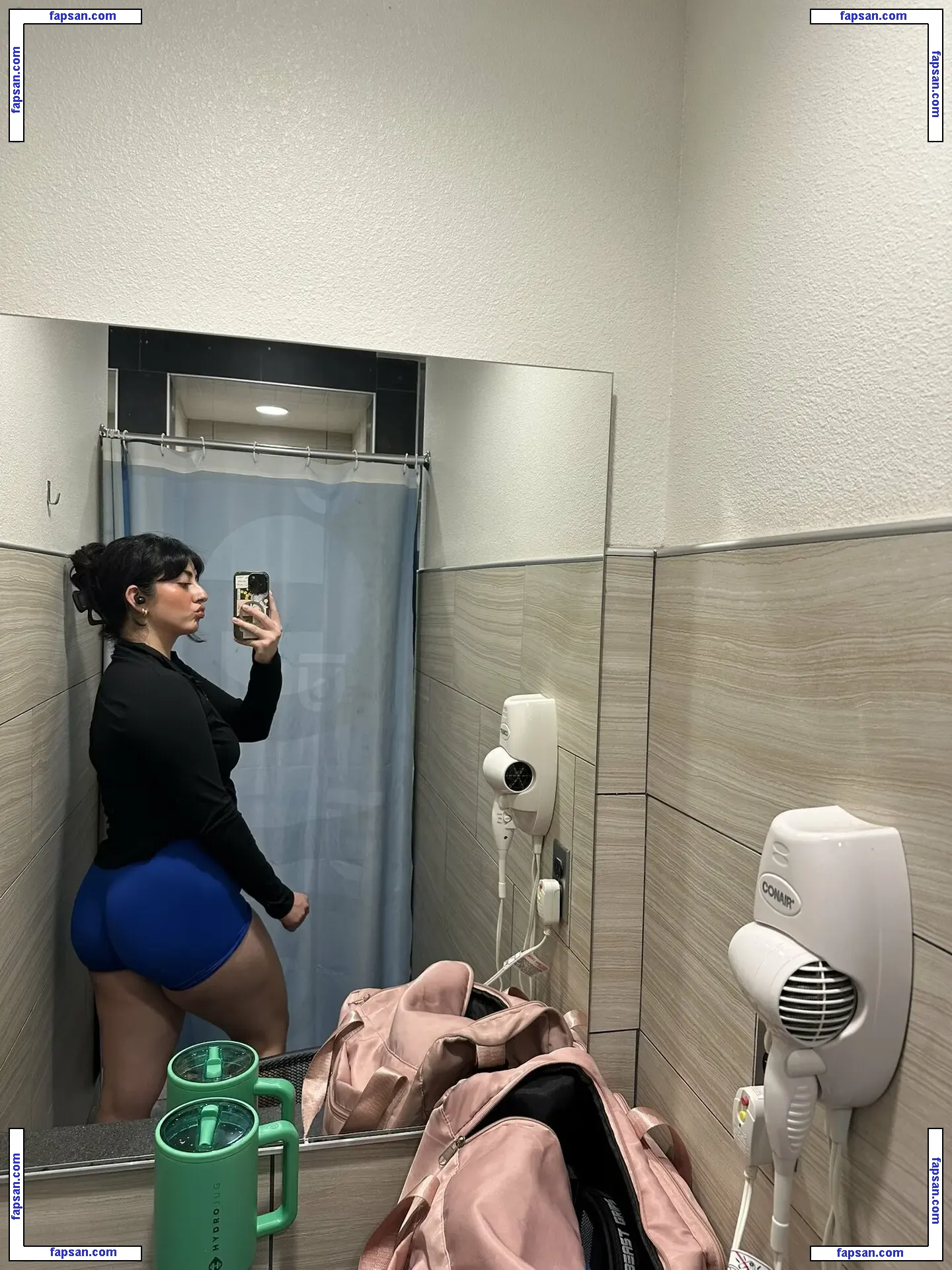 tooturnthailey голая фото #0002 с Онлифанс