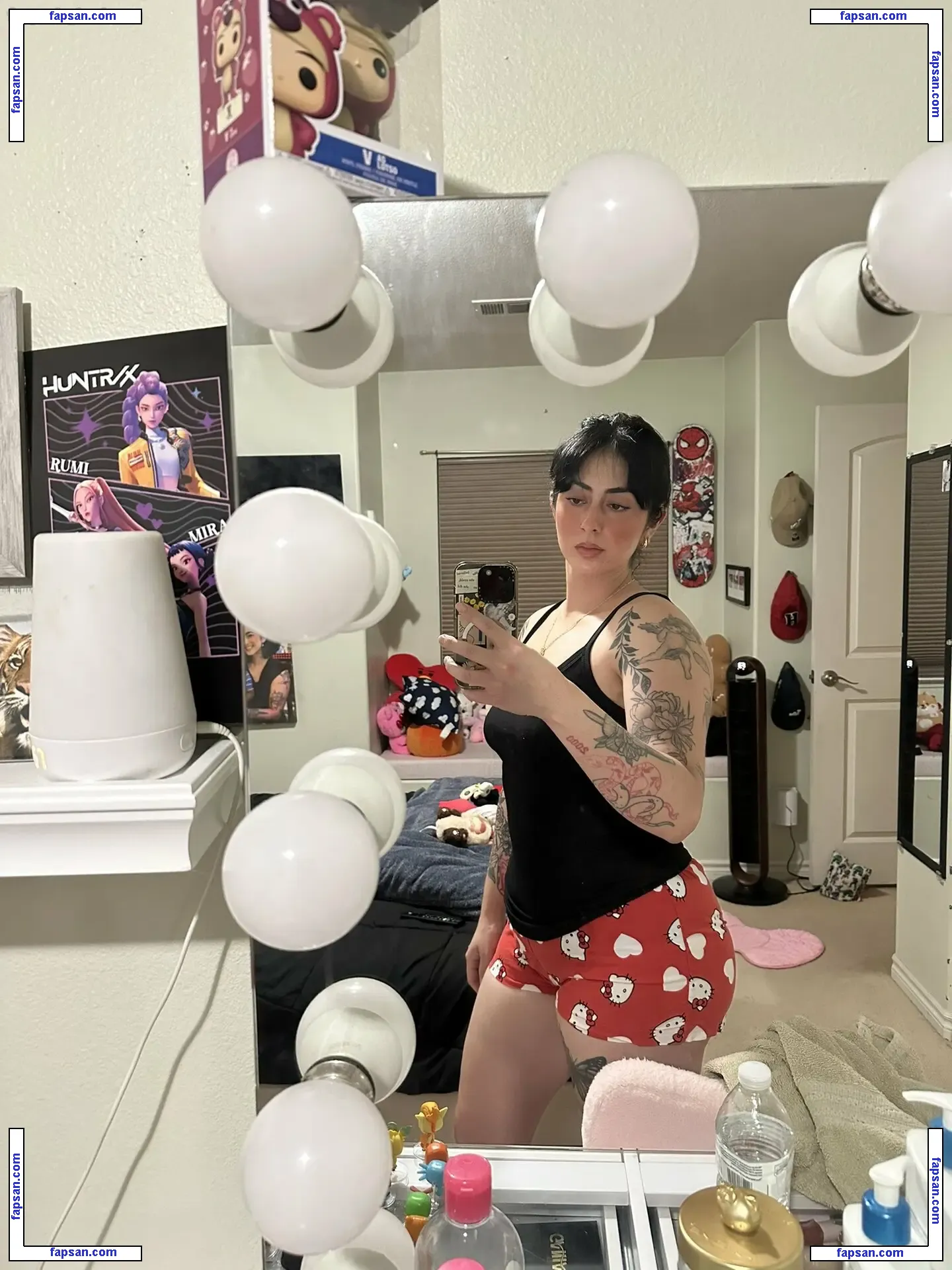 tooturnthailey голая фото #0005 с Онлифанс