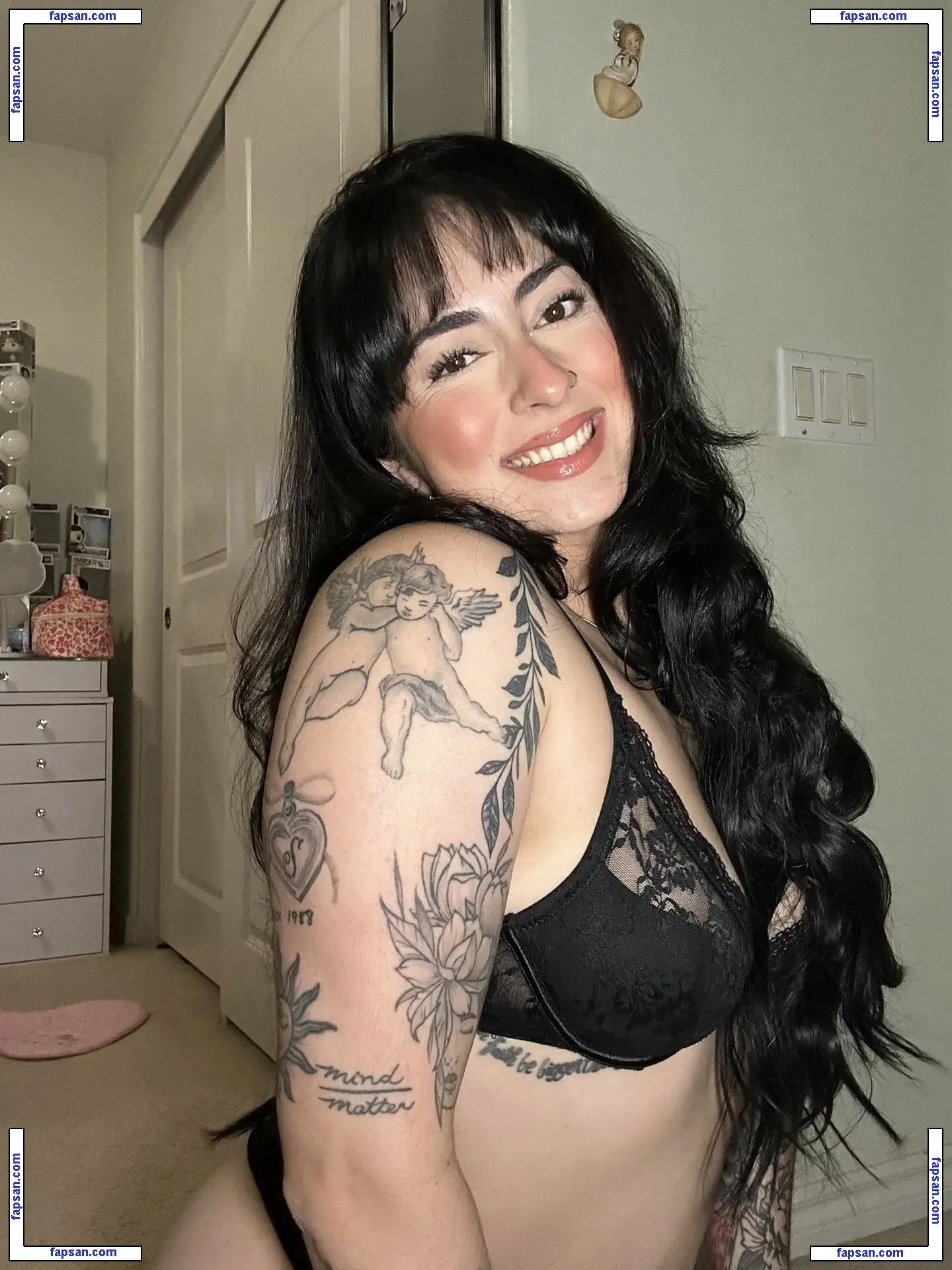 tooturnthailey голая фото #0006 с Онлифанс