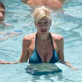 Tori Spelling nude #0277