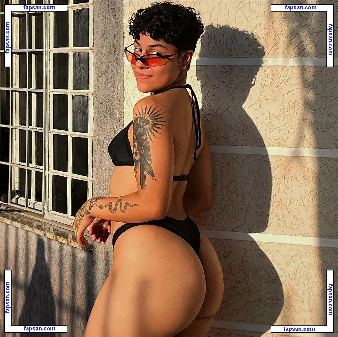 torinhaa__s nude photo #0004 from OnlyFans