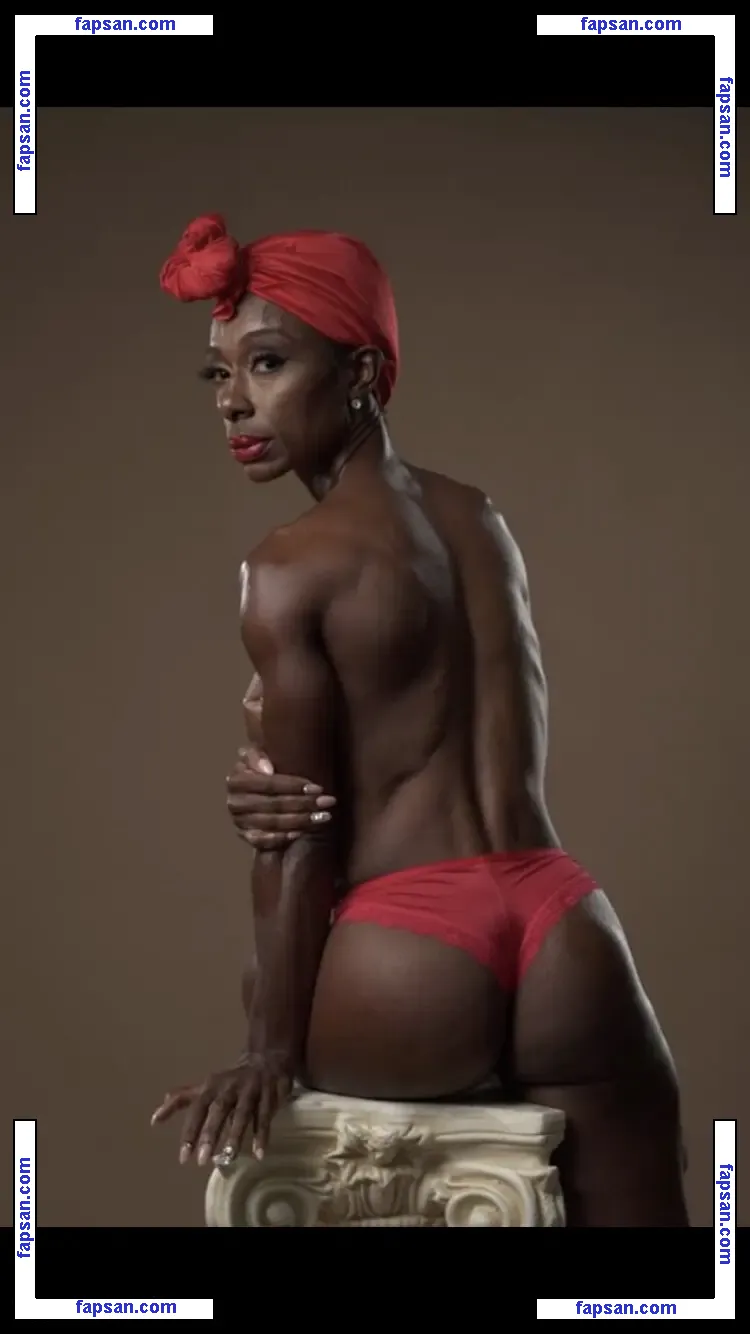 Toronica Jenkins nude photo #0001 from OnlyFans
